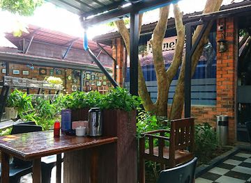 myanmar-burma/tanintharyi-region/bar/royal-mahasan-bar-restaurant