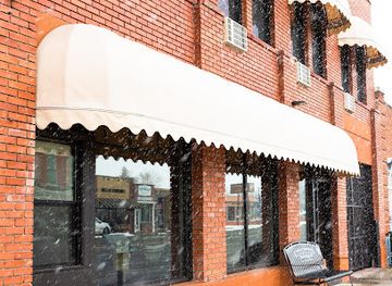 utah/panguitch/bar/two-sunsets-hotel