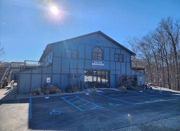 indiana/brown-county-state-park/bar/sycamore-saloon