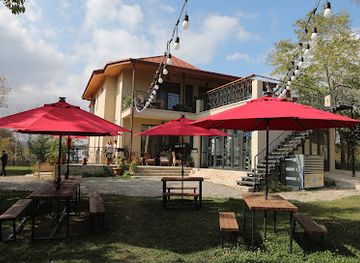 georgia/sighnaghi/bar/lost-ridge-inn-brewery-ranch