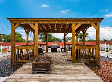 kansas/monument-rocks/bar/knights-inn-oakley