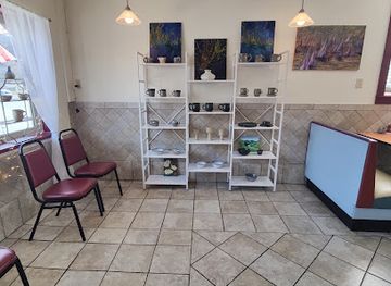 west-virginia/greenbrier-river-trail/bar/dean-s-den