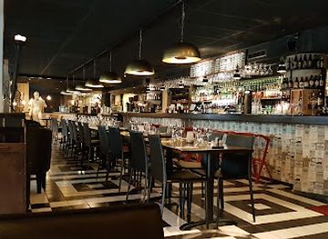 sweden/vasternorrland/bar/restaurang-public