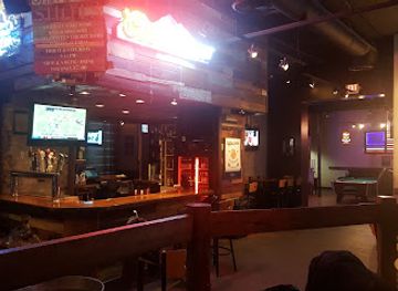 minnesota/north-shore/bar/spurs-on-first