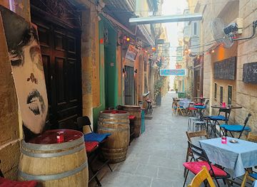 malta/grand-harbour/bar/carmen-bar