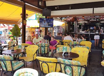 cyprus/coral-bay/bar/kleo-s-cocktail-bar-night-club