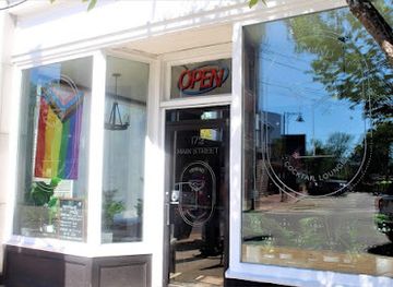 maine/saco/bar/unwind-cocktail-lounge