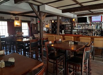 vermont/molly-stark-state-park/bar/1846-inn-tavern