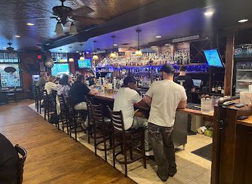 north-carolina/sandhills/bar/the-bell-tree-tavern