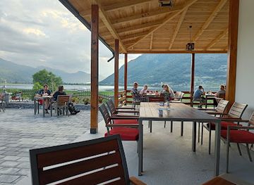 montenegro/lakes-of-plav/bar/restoran-plavsko-jezero