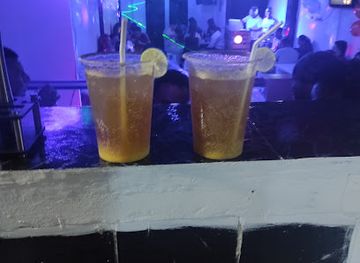 ecuador/manta/bar/kaluma-club