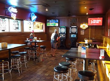 iowa/ankeny/bar/benchwarmers