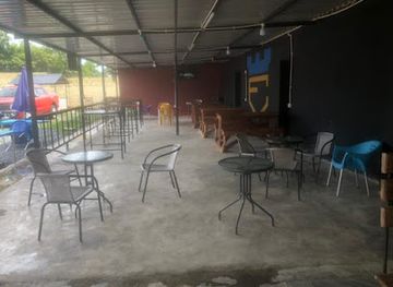 zambia/lusaka/woodlands/bar/empire-pub-grill