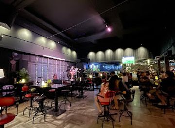 malaysia/ipoh/old-town/bar/euro-house