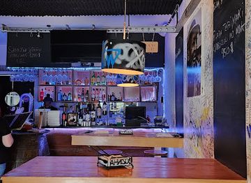 cabo-verde/praia-de-bote/bar/bar-secreto-iberico