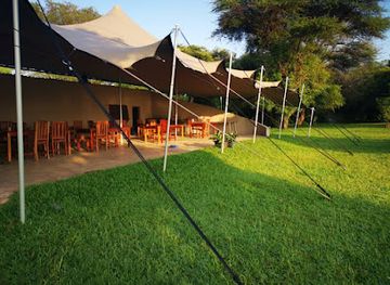 zambia/zambezi-basin/bar/breezes-river-lodge