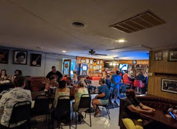 west-virginia/eastern-panhandle/bar/troubadour-lounge-and-park