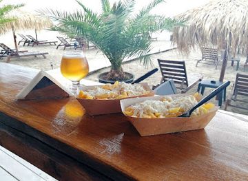bulgaria/pomorie/bar/beach-bar-food-palmsbeach-pomorie