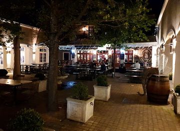 south-africa/cape-winelands/bar/elephant-barrel