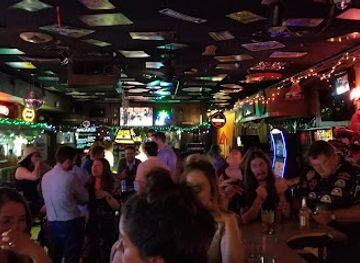 south-dakota/sioux-falls/bar/top-hat-bar-lounge