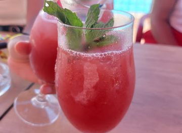 portugal/portimao/bar/toni-s-bar-praia-da-rocha