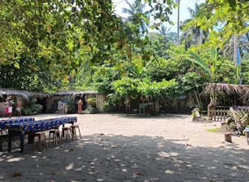 sao-tome-and-principe/sundy-plantation/bar/coconut-s-bar