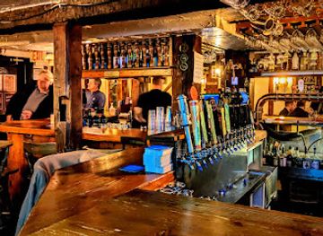 canada/lakeland-county/bar/the-olde-angel-inn