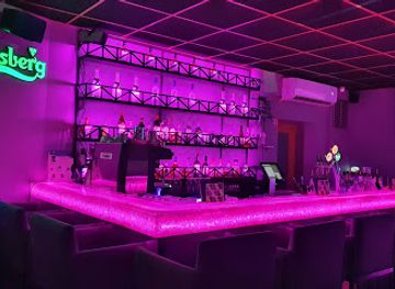 germany/baden/bar/greys-bar