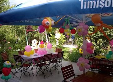 romania/ilfov/bar/red-black