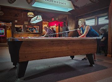 vermont/smugglers-notch-state-park/bar/robbie-s-wildlife-refuge