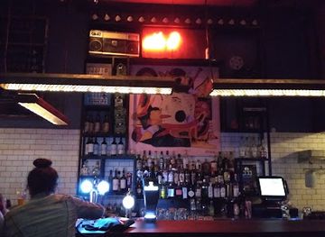 israel/haifa/bar/b-side-bar