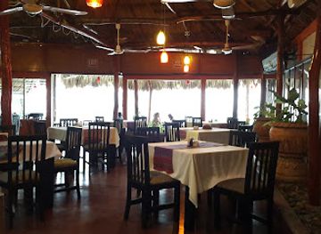 guatemala/peten/bar/capitan-tortuga