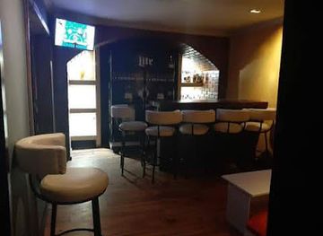 honduras/central-highlands/bar/le-fontaine-bar