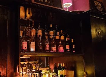 germany/munich/haidhausen/bar/the-red-button