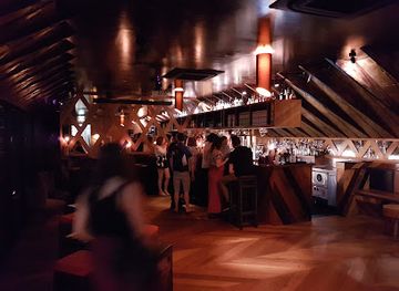 australia/melbourne/fitzroy/bar/rooftop-hotel-fitzroy