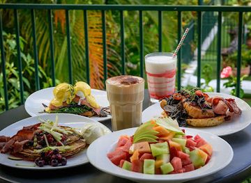 australia/magnetic-island/bar/up-the-garden-path-restaurant-bar