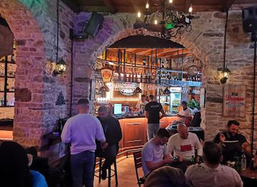 albania/gjirokaster/bar/gallery-irish-pub