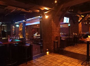 indonesia/southeast-papua/bar/b-a-t-s-bar-and-restaurant