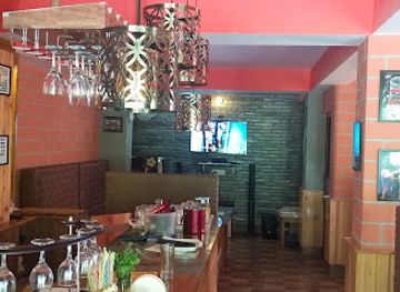 india/sikkim/bar/woodside-bar-restaurent