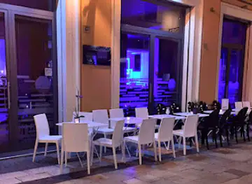 Blue Moon Lounge Bar
