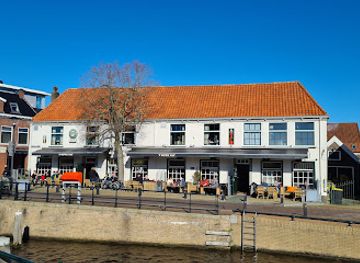 netherlands/friesland/bar/bar-t-ouwe-vat
