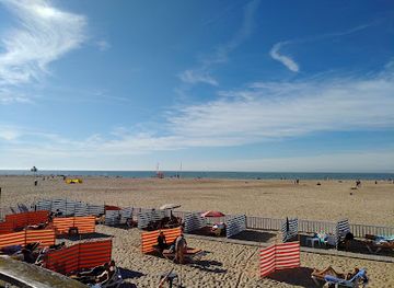 belgium/ostend-beach/bar/strandbar-lido