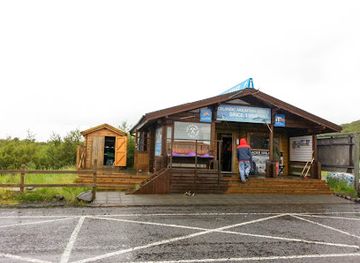 iceland/skaftafell-national-park/bar/icelandic-mountain-guides-by-icelandia-skaftafell-base-camp
