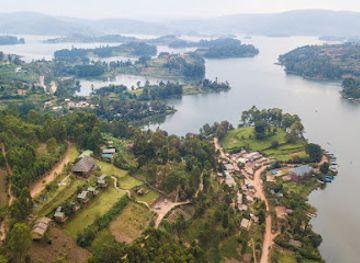 uganda/lake-bunyonyi/bar/hawk-s-eye-lodge-bunyonyi