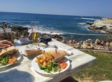 cyprus/avakas-gorge/bar/sea-caves-restaurant