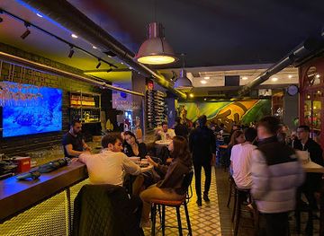 turkiye/izmir/buca/bar/push-gastropub