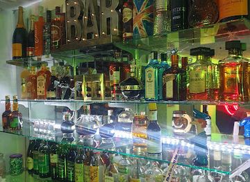 jamaica/yallahs-valley/bar/the-bridge-bar-lawn