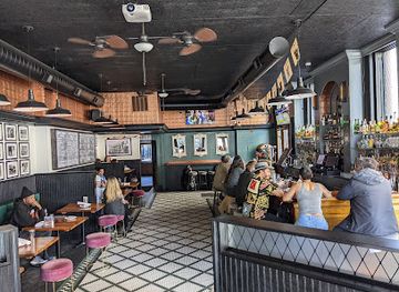 kentucky/lexington/university-of-kentucky/bar/the-jockey-bar