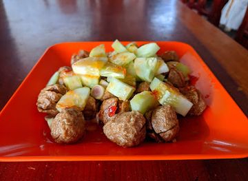 laos/phongsaly-province/bar/ponesith-restaurant