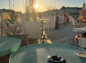 finland/helsinki/katajanokka/bar/the-palm